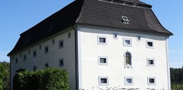Muzeum motokol na zámku v Nových Hradech