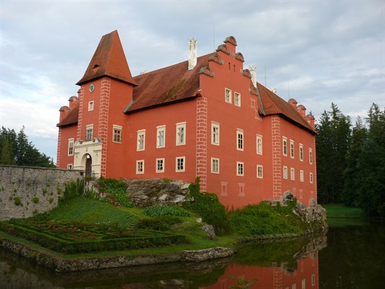 Zámek Červená Lhota