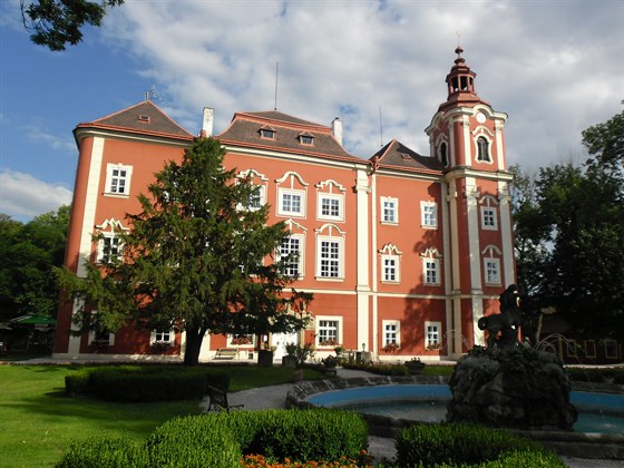 Zámek Dětenice